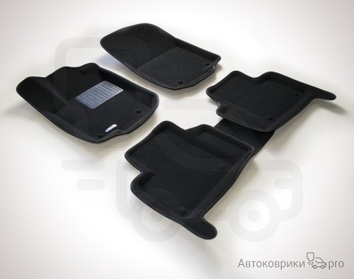 Коврики Euromat 3D для Mercedes-Benz GLS и GL Комплект 3D ковриков черного, серого или бежевого цвета. Многослойная структура обеспечивает полную водонепроницаемость и защиту салона автомобиля.