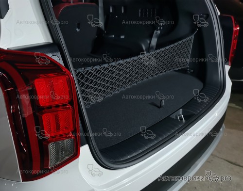 Сетка в багажник Hyundai Palisade 2019- Эластичная текстильная сетка вертикального крепления, препятствующая скольжению и перемещению предметов в багажном отделении автомобиля.