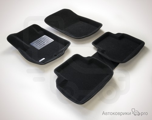 Коврики Euromat 3D для Mitsubishi Outlander XL Комплект 3D ковриков черного, серого или бежевого цвета. Многослойная структура обеспечивает полную водонепроницаемость и защиту салона автомобиля.