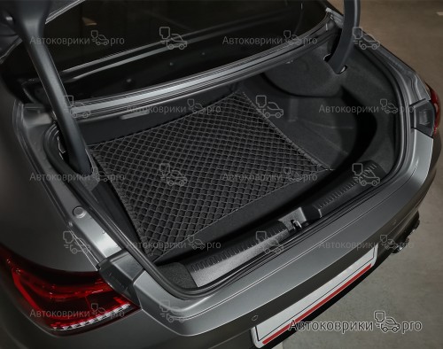 Сетка в багажник Mercedes-Benz CLA 2019- Эластичная текстильная сетка горизонтального крепления, препятствующая скольжению и перемещению предметов в багажном отделении автомобиля.