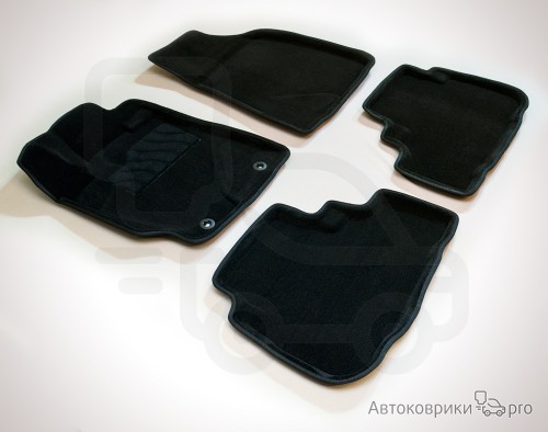 3D Коврики ворсовые Seintex для Toyota Highlander Комплект ворсовых 3D ковриков черного, серого или бежевого цвета. Трехслойная структура обеспечивает полную водонепроницаемость и защиту, синтетические волокна устойчивы к воздействию влаги, солевых растворов и реагентов.