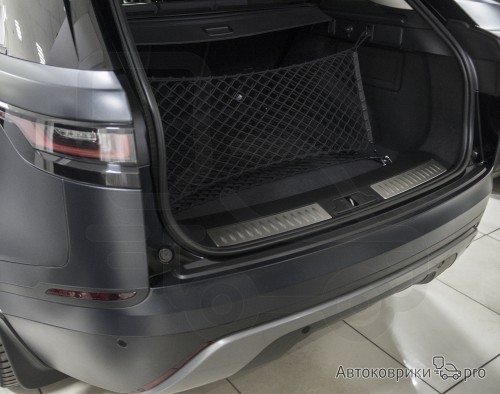 Сетка в багажник автомобиля Range Rover Velar 2017- Эластичная текстильная сетка вертикального крепления, препятствующая скольжению и перемещению предметов в багажном отделении автомобиля.