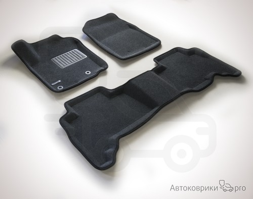 Коврики Euromat 3D для Lexus GX Комплект 3D ковриков черного, серого или бежевого цвета. Многослойная структура обеспечивает полную водонепроницаемость и защиту салона автомобиля.