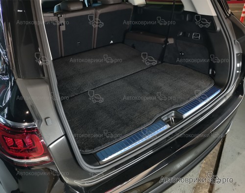 Коврик в багажник Mercedes-Benz GLS 2019- Текстильный коврик багажника черного, серого, бежевого или коричневого цвета. Резиновая основа обеспечивает полную водонепроницаемость и защиту.