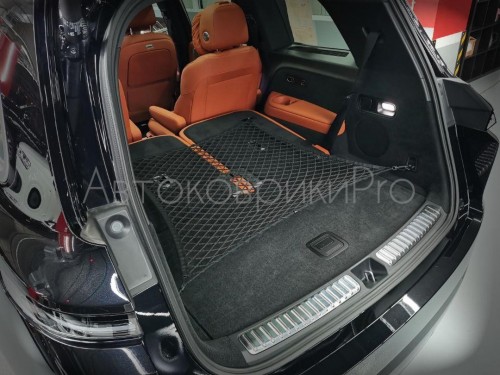 Сетка в багажник LiXiang L9 2022- Эластичная текстильная сетка горизонтального крепления, препятствующая скольжению и перемещению предметов в багажном отделении автомобиля.