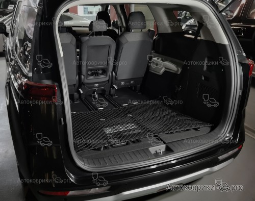 Сетка в багажник Kia Carnival 2020- Эластичная текстильная сетка горизонтального крепления, препятствующая скольжению и перемещению предметов в багажном отделении автомобиля.