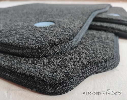 Коврики в салон Mercedes-AMG GT 2014- Комплект текстильных ковриков черного, серого, бежевого или коричневого цвета. Основа из термопластичной резины обеспечивает полную водонепроницаемость и защиту. Возможен заказ одного или более ковриков из комплекта.