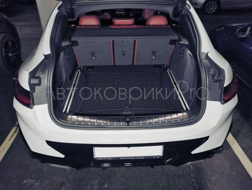 Сетка в багажник BMW X4 2018- Эластичная текстильная сетка горизонтального крепления, препятствующая скольжению и перемещению предметов в багажном отделении автомобиля.
