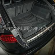 Ауди Q8 Багажник
