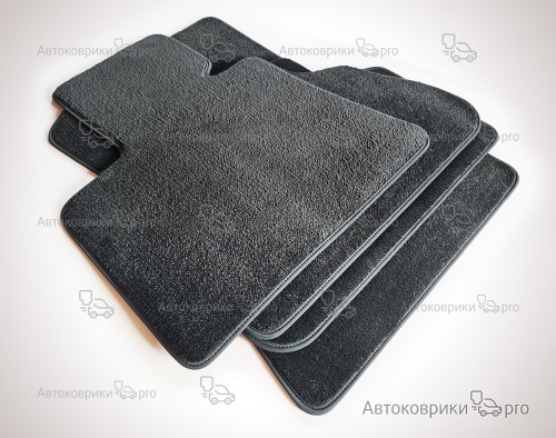 Коврики в салон Rolls-Royce Phantom 2017- Коврики в салон Rolls-Royce Phantom 2017- Комплект текстильных ковриков черного, серого, бежевого или коричневого цвета. Основа из термопластичной резины обеспечивает полную водонепроницаемость и защиту. Возможен заказ одного или более ковриков из комплекта.