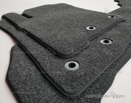 Коврики в салон Lexus TX 2023- Комплект текстильных ковриков черного, серого, бежевого или коричневого цвета. Основа из термопластичной резины обеспечивает полную водонепроницаемость и защиту. Возможен заказ одного или более ковриков из комплекта.